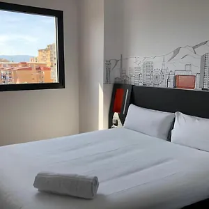 Easyhotel Centre Гостевой дом